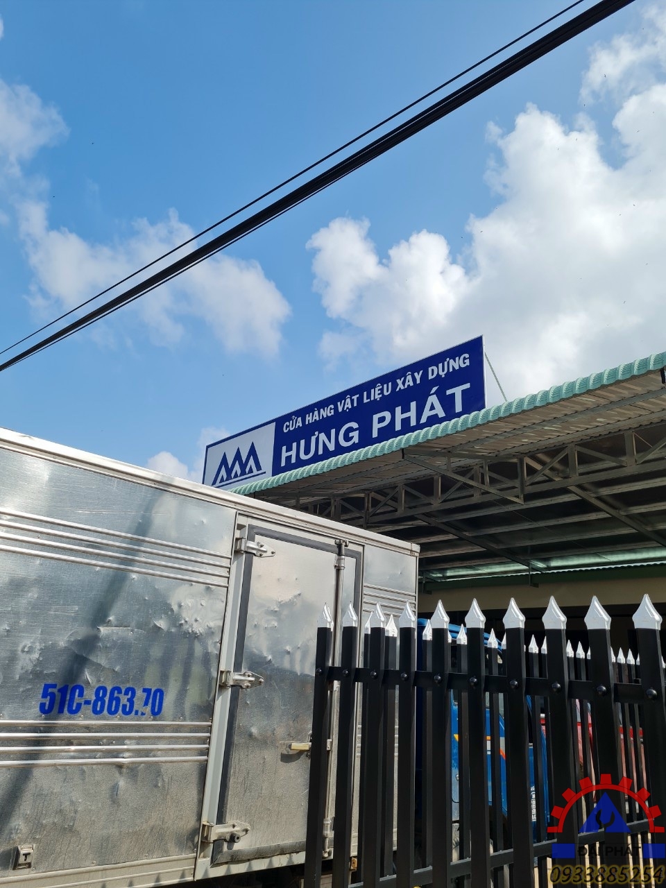 27/12: Giao máy bẻ đai cho Hưng Phát ở Gò Dầu - Tây Ninh